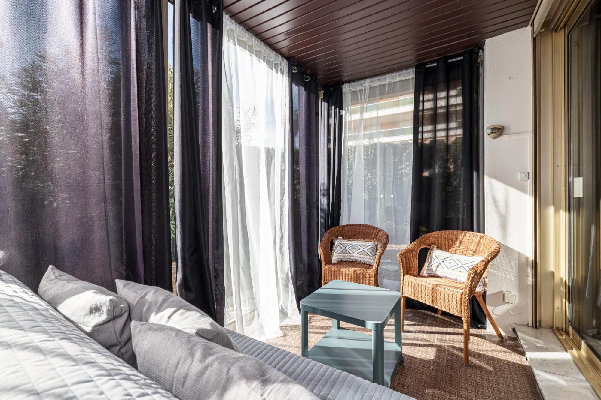 Le Globe Trotteur Apartment Saint-Laurent-du-Var Exterior foto