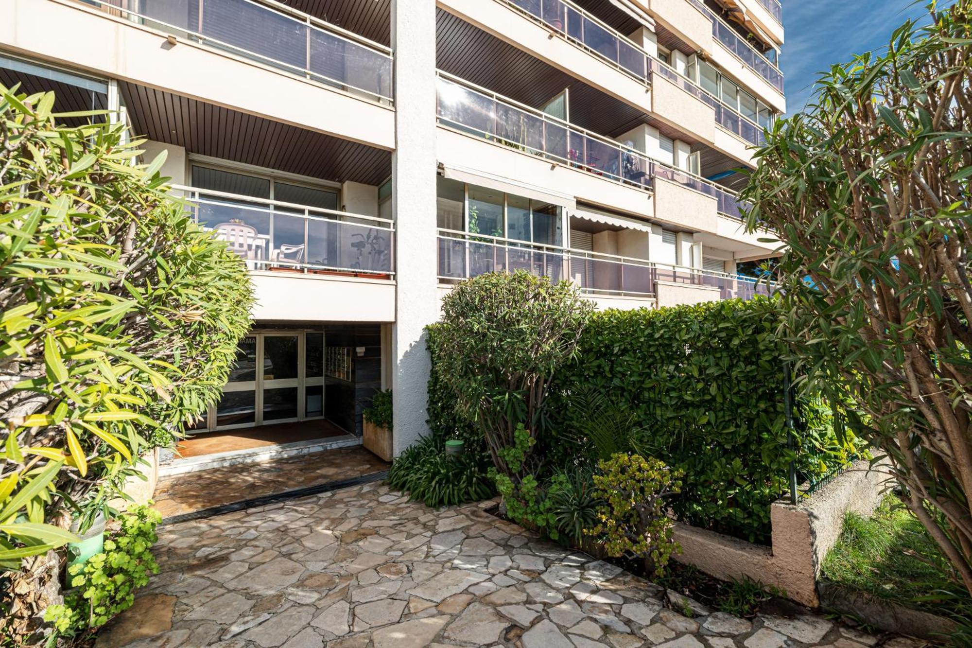 Le Globe Trotteur Apartment Saint-Laurent-du-Var Exterior foto