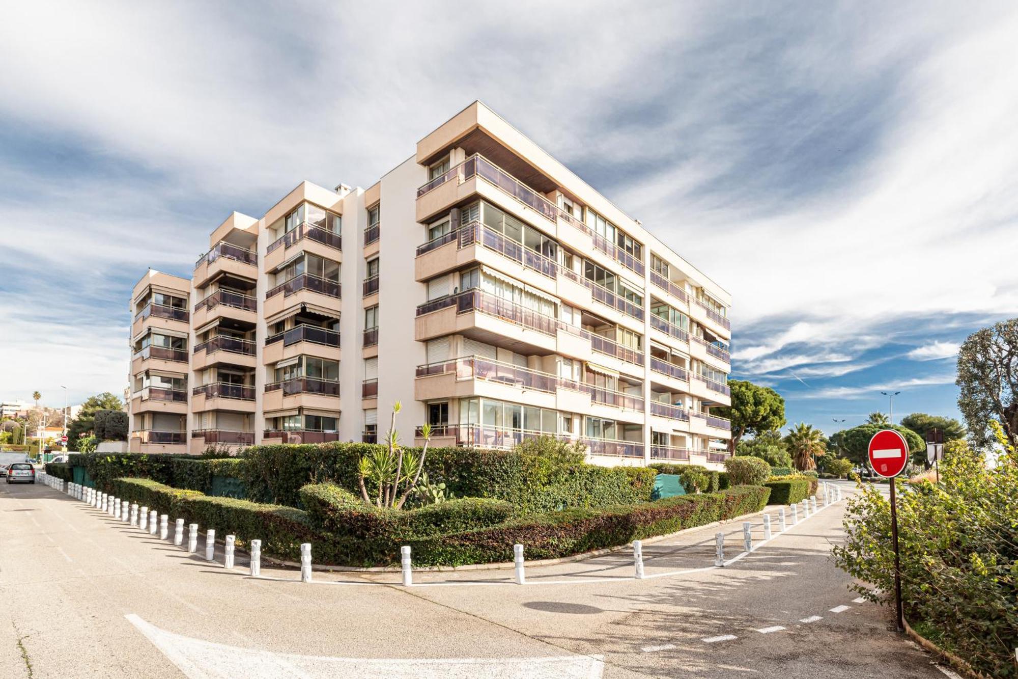 Le Globe Trotteur Apartment Saint-Laurent-du-Var Exterior foto